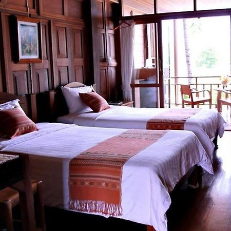 River Bank Resort Mae Sariang Exteriér fotografie